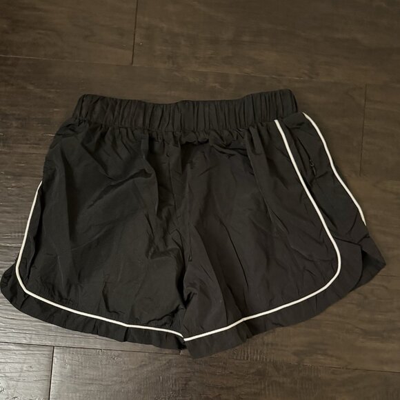 Alo Yoga Motivate Track Jacket & Shorts Set - Picture 5 of 5